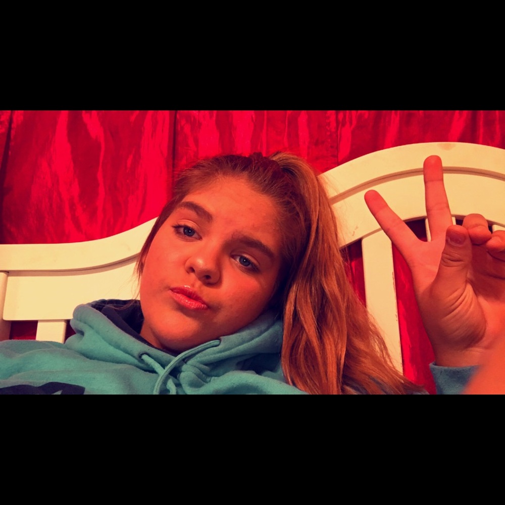 Meet your Posher, Briana